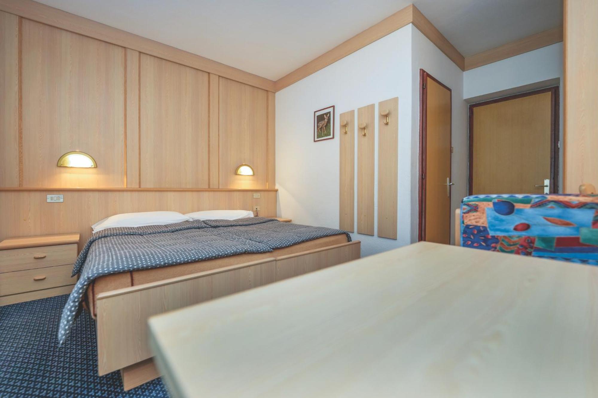 Hotel Mary Pozza di Fassa Esterno foto
