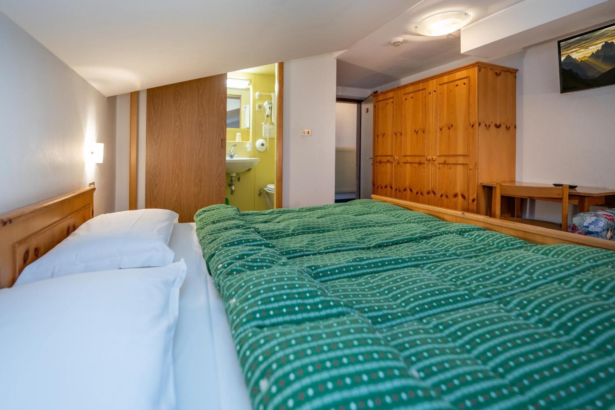 Hotel Mary Pozza di Fassa Esterno foto