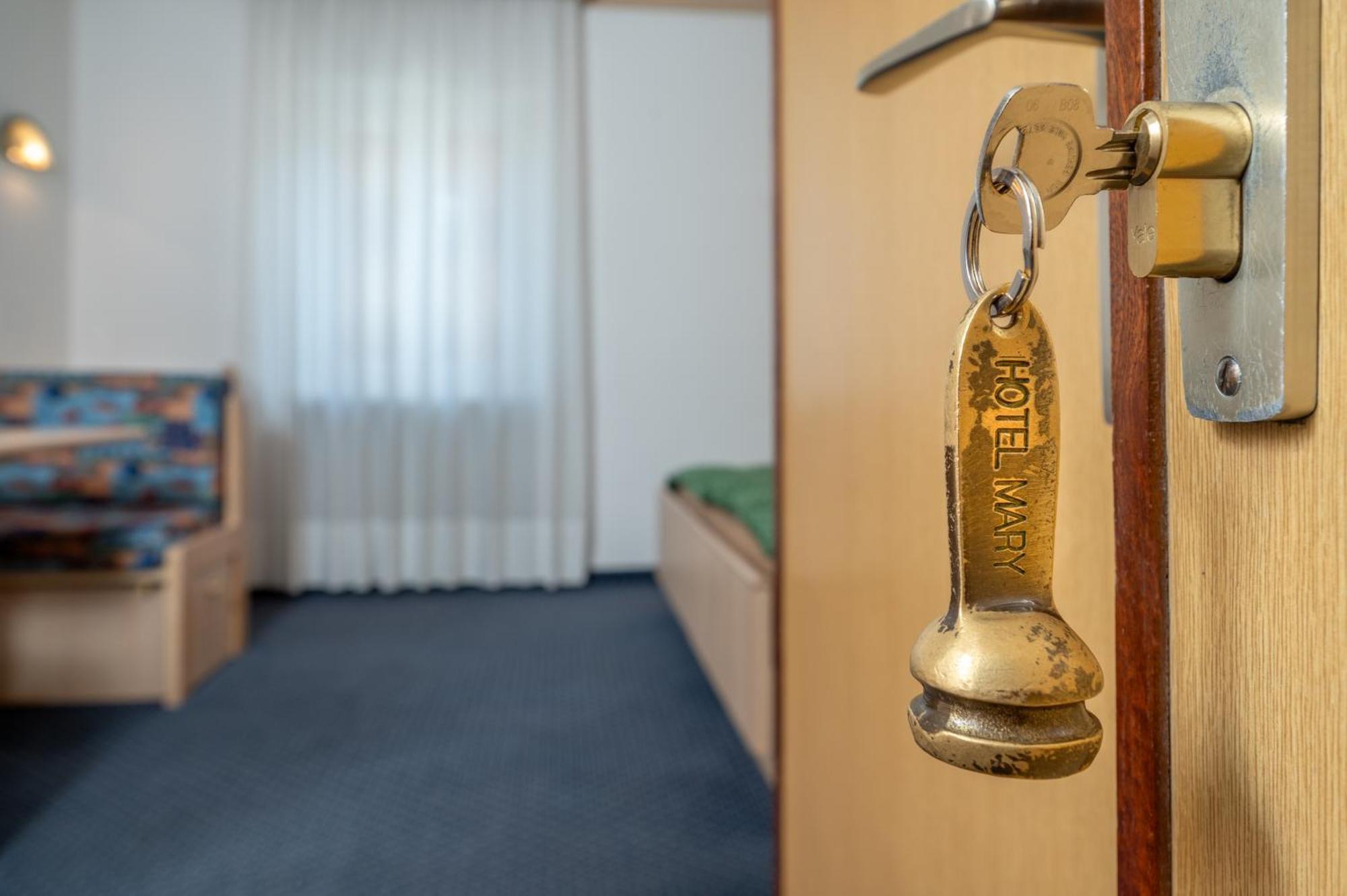 Hotel Mary Pozza di Fassa Esterno foto